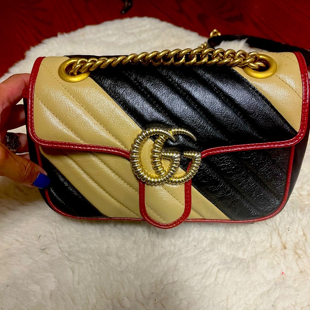 Gucci mini cross body GG Marmount